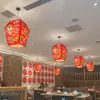 Nuevo Candelabro de Comedor Estilo Chino, Lámparas para Salón de Estofado en Olla de Hierro Estilo Noreste, Iluminación Creativa Especial, Faroles Grandes de Tela de Flores