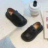 Zapatos de Cuero Redondos Casuales Estilo Coreano para Niños con Suelas Suaves, Nuevo Modelo de Verano para Niños y Niñas, Mocasines