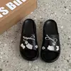 Sandalias de mujer de moda estilo coreano, nuevo modelo primavera 2025 para uso exterior, a la moda, cómodas, que aumentan la altura, chanclas de playa con suela gruesa