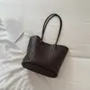 Bolsa tote de grande capacidade, casual e estilosa, nova coleção outono 2026, adequada para o trabalho, com um padrão trançado moderno e retrô