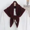 Cachecol Triangular 100% Lã Pura para Mulheres no Outono e Inverno, Cachecol de Tricô Versátil de Cor Pura Quente, Xale, Cachecol de Alta Qualidade