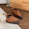 Novas Botas Infantis Outono/Inverno 2026: Botas Martin e Botas Curtas com Forro de Fleece para Meninos e Meninas, Sapatos de Bebê