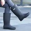 Botas de trabajo de caña alta, extragrandes, para hombre y mujer, cálidas, adecuadas para uso en cocina, pesca, impermeables, con forro de felpa, altura hasta media pantorrilla, botas de lluvia, zapatos de goma