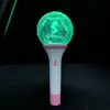 Palo de Luz en Forma de Diamante Controlado por Mando a Distancia Inalámbrico, Palo Fluorescente, Luz para Animar, Accesorios Luminosos Controlados por Mando a Distancia, Accesorios para Animación de Conciertos