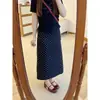 Saia midi de poá estilo Miu para mulheres, nova coleção outono/inverno 2026, plus size, cintura alta, justa ao corpo, estilo alfaiataria, comprimento médio