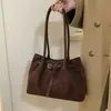 Bolso de Mano Retro de Ante para Mujer 2025 Nuevo Bolso de Hombro de Gran Capacidad para Viajes de Negocios Bolso de Mano Versátil de Alta Gama