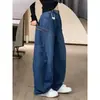 Jeans Scimitar com Design de Street Style Americano para Mulheres Verão 2026 Novo Tamanho Grande Calças Sickle de Perna Larga Comprimento Total