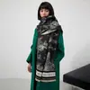 2026 Nuevo Chal Retro de Alta Gama para Mujer Bufanda Exterior Bufanda Capa Jacquard Pintura a Tinta Engrosada Versátil de Dos Vías