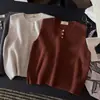 Design estilo japonês Senso de design Colete de tricô de três botões para sobreposição Suéter pulôver sem mangas feminino Outono/Inverno
