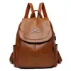 Mochila feminina em couro legítimo macio, modelo 2025, nova moda casual para mães, estilo coreano, grande capacidade e ideal para viagens.