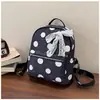 Mochila de náilon nova para o outono de 2026, mochila leve para viagens ao ar livre, design exclusivo, bolsa de viagem de bolinhas