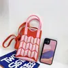Novo design de nicho bonito dos desenhos animados Mini malha saco do telefone móvel All-match pequeno portátil Commuter Crossbody pequeno saco quadrado