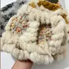 Novo Chapéu de Dança do Leão de Tricô Nuvem com Pelo de Coelho Genuíno 2025 para Mulheres, Chapéu de Balde Versátil de Pelúcia Quente de Inverno Que Faz o Rosto Parecer Menor