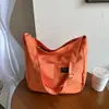 Bolsa tote personalizada simples retrô 2023 nova bolsa carteiro feminina casual para viagem bolsa de ombro grande capacidade da moda