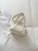 Bolsa de mão de design de moda de nicho popular transfronteiriça para mulheres, nova bolsa transversal de moda elegante de alto valor 2026