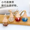 Garrafa de Aromaterapia Criativa em Forma de Losango Difusor com Corda para Carro Ornamentos de Vidro para Interior de Carro Garrafa de Aromaterapia com Parafuso Gradiente