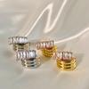 Exquisitos pendientes de metal entrelazado con circonitas, pendientes coreanos sencillos, elegantes y a la moda con personalidad que combinan con todo, pendientes hechos a mano.