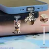 2 Piezas de Lindos Perros Husky 2D de Acrílico para Puerto de Auriculares de Teléfono, Protectores Universales para Puerto de Carga Móvil