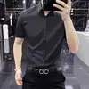 Camisa de manga corta de color liso para hombre de marca francesa de alta gama, corte ajustado, cuello camisero, seda de hielo, camisa casual de negocios, nuevo modelo de verano