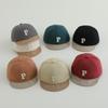 Gorra Infantil de Borde Corto con Letra P, Gorra Elegante de Borde Suave para Primavera y Otoño, Gorra de Béisbol para Bebé Estilo Coreano, Gorra de Pico para Bebé