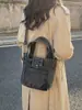 Bolso Cuadrado Pequeño Textura Desgastada Callejón Viejo Índigo para Estudiantes Mujeres, Estilo Perezoso Vintage, Ligero y Versátil para Viajes Diarios, Bolso Cruzado