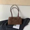 Bolso retro de bolos de venta caliente transfronteriza, un bolso de hombro elegante y con estilo para mujer, perfecto para el trabajo diario, hecho de material PU y diseñado como bolso de hombro o bolso tipo almohada