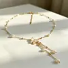 Colar de Pérolas de Água Doce em Concha Natural, Design Exclusivo, Luxo Discreto, Corrente Versátil para Suéter, Acessório de Corrente de Clavícula com Pérola Oval