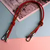 Cordón Trenzado de PU de Color Contrastante para Teléfono Móvil Cuerda Redonda Elegante Correa de Mano Corta Telescópica Ajustable de Doble Capa Funda Universal para Teléfono Móvil