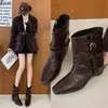 Calça de Couro com Bico Fino e Fivela Botas Curtas para Pernas Longas Femininas 2026 Chegada Nova de Outono Botas Western de Nicho Botas de Moda