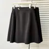Moda Femenina Otoño 2026 Tallas Grandes Falda de Lana Versátil y a la Moda 100 kg Falda Corta Línea A para Chicas Tallas Grandes 0922