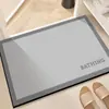 Alfombra de baño moderna simple de barro de diatomeas suave para el suelo, alfombra de puerta de baño de secado rápido antideslizante, alfombra de puerta absorbente para inodoro