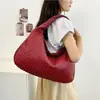 2025 Nuevo Bolso de Mujer Luna Creciente Completamente Tejido a Mano Portátil Bolso Dumpling Moderno y Versátil Estilo Europeo y Americano Bolso de Hombro Único