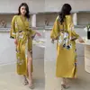 Roupão Feminino Estampado Plus Size de Verão, Roupão de Banho de Cetim Imitação de Seda de Luxo, Roupa de Casa Feminina