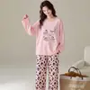 Nuevo conjunto de pijama para mujer: algodón puro, a rayas, diseño lindo de dibujos animados, mangas largas, pantalones largos, cuello redondo, estilo pullover, conjunto de pijama para mujer