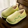 Pantuflas de algodón impermeables para hombre, para interiores, hogar, 2022, nuevas, antideslizantes, de talón cerrado, zapatos de algodón para hombre, lindos, para uso en exteriores en otoño e invierno