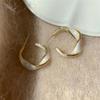 Aretes de aguja de plata 925 de alta calidad aretes de alta gama aretes de nicho estilo francés para mujer temperamento de socialité venta al por mayor