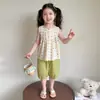 Conjunto de Roupas de Verão para Meninas 2026 Nova Roupa Infantil Estilosa Roupa de Bebê de Verão Colete Sem Mangas Calça de Perna Larga Conjunto de Duas Peças