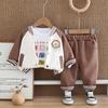 Ropa deportiva informal de primavera para bebés, nuevo estilo 2025, traje de béisbol de dibujos animados atractivo de primavera y otoño para niños, de tres piezas, de moda