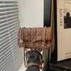 Comercio Exterior Estilo Coreano Hilo de Bordado Hecho a Mano 2026 Casual Moda Diseño Viaje Personalidad Elegante Bolso de Hombro Cruzado Debajo del Brazo
