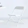 Silla plegable de plástico blanca para reuniones y capacitaciones al aire libre, apilable con respaldo, adecuada para uso en oficina y hogar, asiento engrosado y resistente