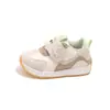 Tênis esportivos infantis para meninas, modelos populares de primavera e outono, sapatos macios para bebês, tênis casuais estilosos para meninos, confortáveis e versáteis