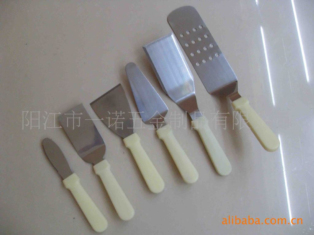 P-007M塑料柄蛋糕铲,面包铲,面粉刮刀.奶油刀,烧烤铲工
