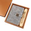 Set de Cuaderno A5 con Hebilla Hueca Estilo Chino, Caja de Regalo con Pluma de Firma para Oficina de Negocios, Logotipo Personalizable, Lujo Ligero