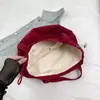 Bolsa de Lona Roja de Pana Estilo Coreano Gran Capacidad 2025 Nuevo Bordado de Letras Bolso de Hombro para Estudiante Universitario