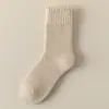 Meias de Lã Femininas para Outono e Inverno, Quentes com Forro de Fleece, Resistentes ao Frio, Engrossadas, Cor Sólida, Cano Alto, Meias de Caxemira de Inverno
