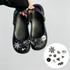 Diapositivas para Zuecos Estilo Nuevo Corazón Dulce Rosa Cereza Hebilla de Zapato de Perla Resistente Moda Accesorios Desmontables DIY