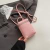 Bolso pequeño casual de estilo occidental para mujer 2025 Nuevo verano ligero versátil bandolera para el hombro para caminar nicho bolso para teléfono móvil