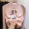 Blusa de manga longa com gola alta parcial para meninas, nova coleção outono/inverno 2026, camiseta estilosa de manga comprida para crianças, tamanhos M e G, feita com tecido fleece alemão
