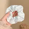 Scrunchie Retrô Estilo Francês para Mulheres, Elástico de Cabelo Versátil de Cetim de Alta Qualidade Estilo Coreano, Acessório de Cabelo Estilo Mori, Grande Ornamento de Cabelo