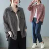 Camisa de Algodón a Cuadros con Solapa y Mangas Largas para Mujer, Corte Holgado, Nuevo Estilo Primavera 2026, Camisa Casual Artística para Mujer, de Moda